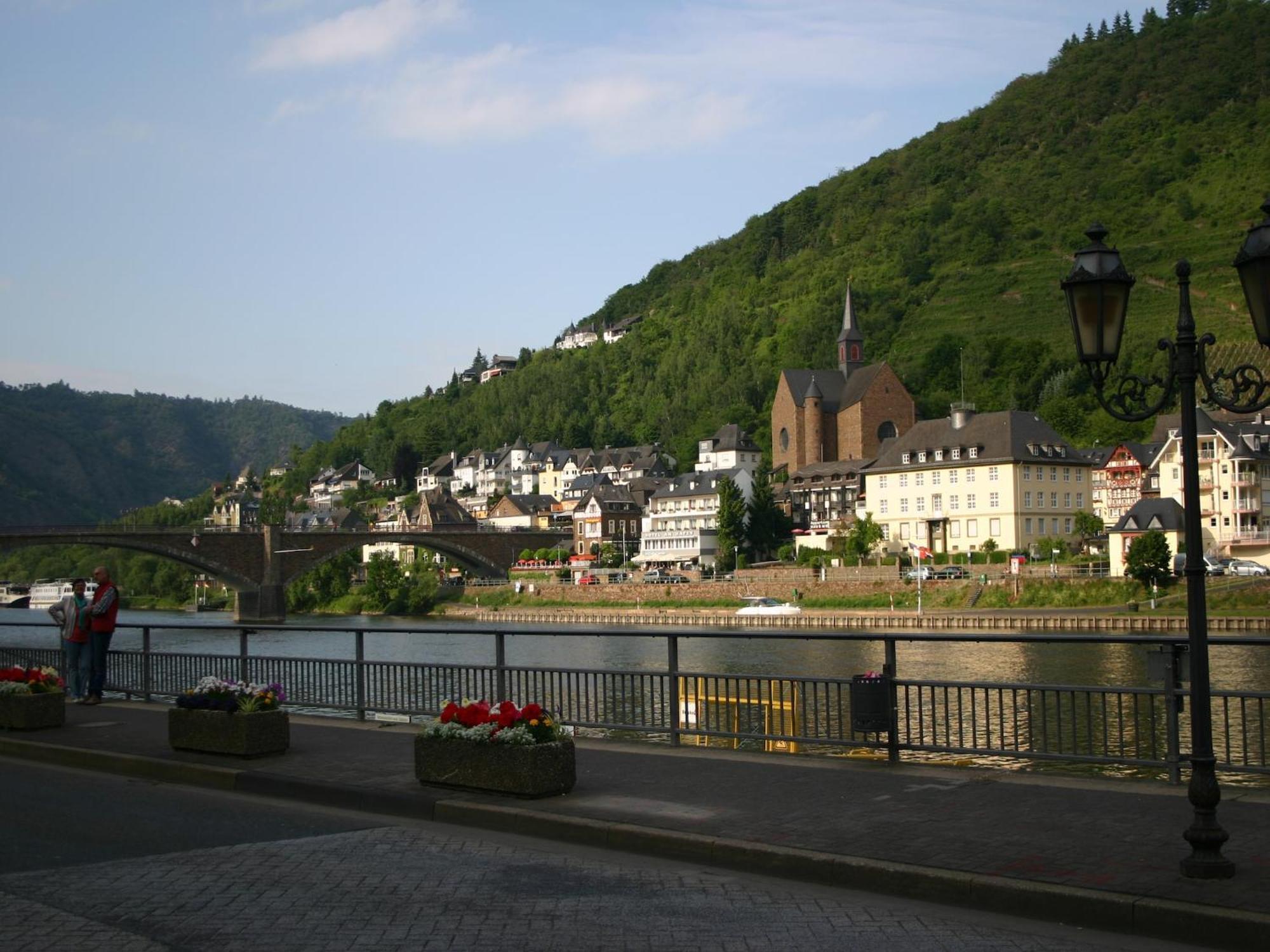 A Modern Holiday Home By The River Mosel Moselkern Ngoại thất bức ảnh